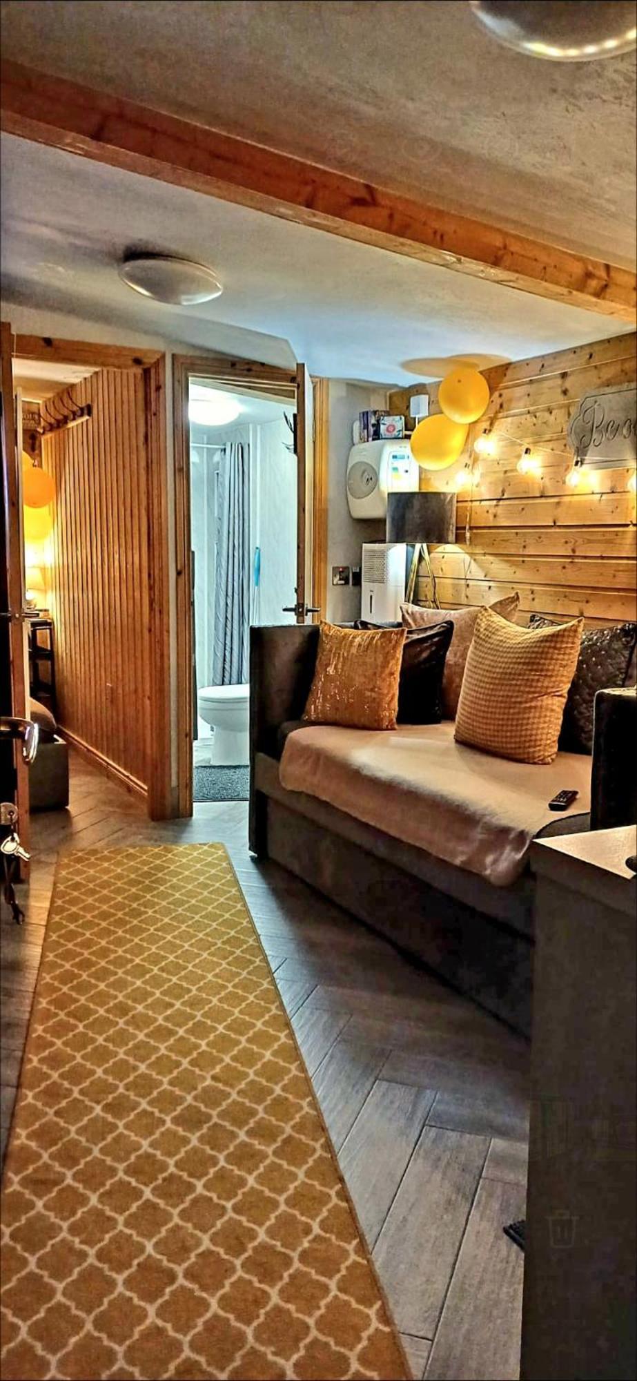 Therapy Lodge Ballycastle Habitación foto